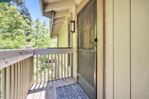1544 Bailey Rd #30, Concord, CA 94521