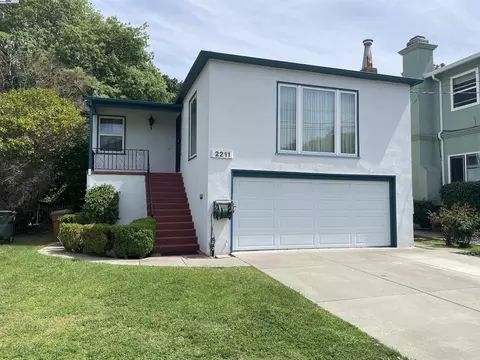 2211 Castro St, Martinez, CA 94553 photo 1