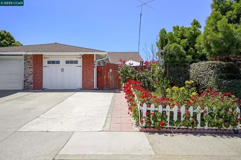 244 E Trident Dr, Pittsburg, CA 94565 photo 1