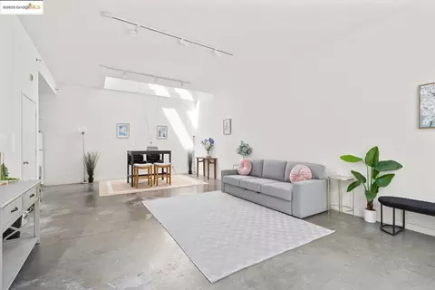 1450 4th St #13, Berkeley, CA 94710 photo 1