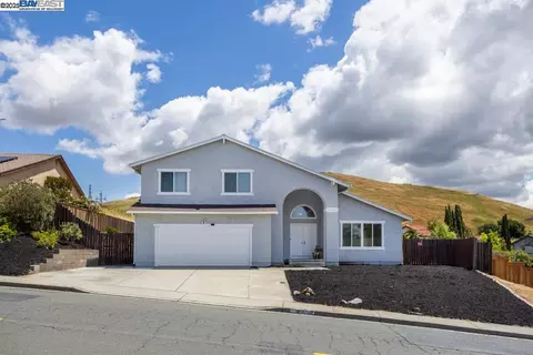 457 Violet Rd, Hercules, CA 94547 photo 1