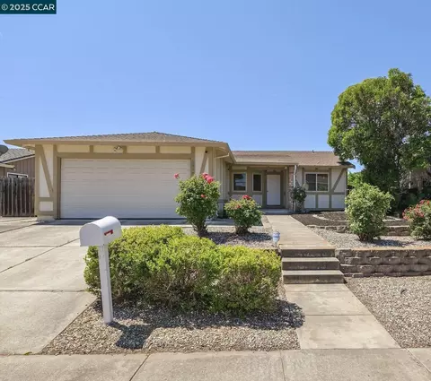 2098 Mendocino Dr, Bay Point, CA 94565