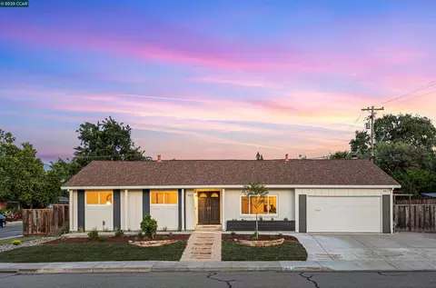 933 Savannah Cir, Walnut Creek, CA 94598