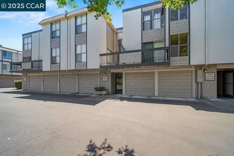 2032 Sierra Rd #3, Concord, CA 94518