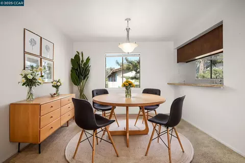 2055 Sierra Rd #125, Concord, CA 94518