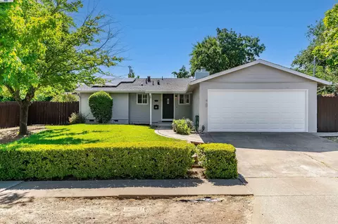 1337 Pennsylvania Blvd, Concord, CA 94521