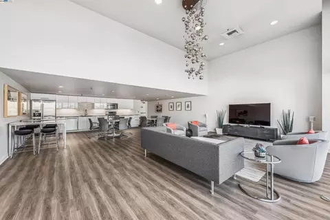 222 Broadway #1402, Oakland, CA 94607 photo 1