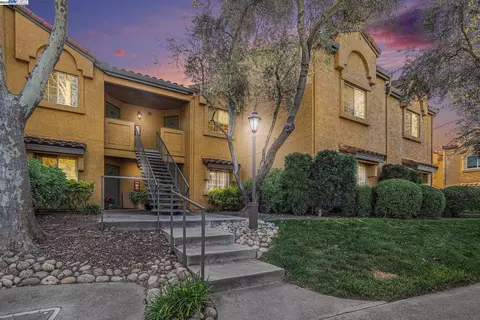 705 Watson Canyon Ct #103, San Ramon, CA 94582