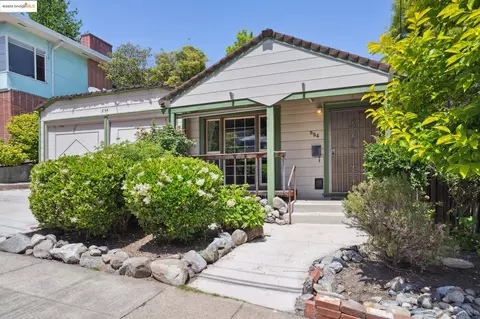 594 Kenmore Ave, Oakland, CA 94610