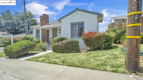 1421 Catherine Dr, Berkeley, CA 94702 photo 1