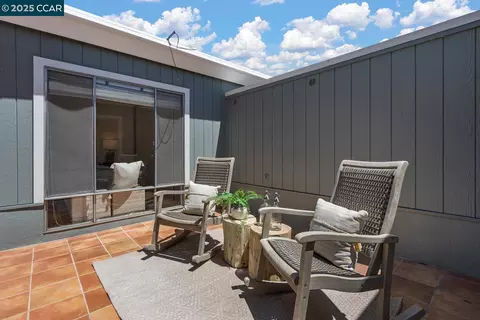1129 Leisure Ln #2, Walnut Creek, CA 94595