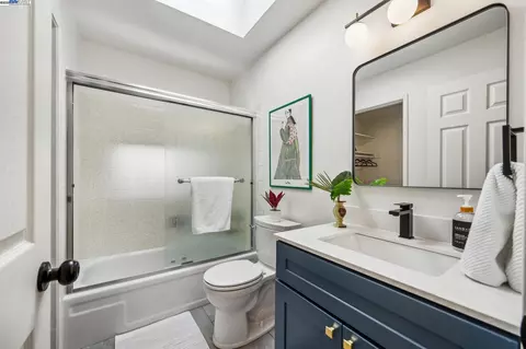 471 Joost Ave, San Francisco, CA 94127 photo 23