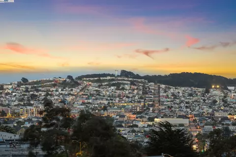 471 Joost Ave, San Francisco, CA 94127 photo 41