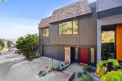 268 Gold Mine Dr, San Francisco, CA 94131