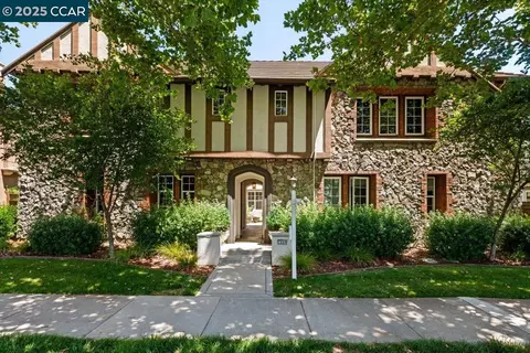 7840 Stoneleaf Dr, San Ramon, CA 94582