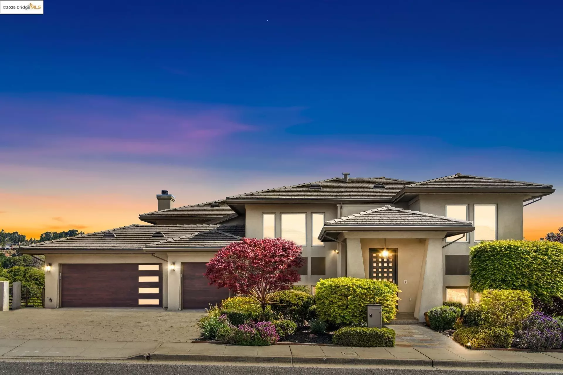 13454 Campus Dr, Oakland, CA 94619 - Movoto