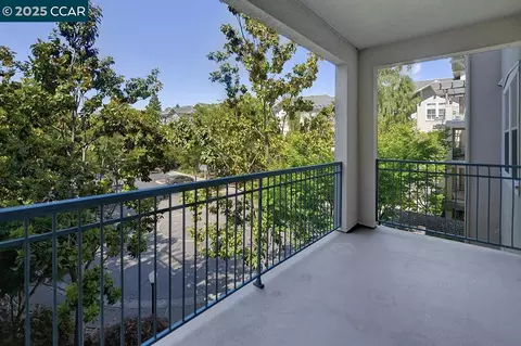 1840 Tice Creek Dr #2323, Walnut Creek, CA 94595