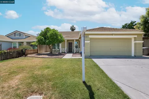 1635 Marenda Dr, Dixon, CA 95620 photo 1