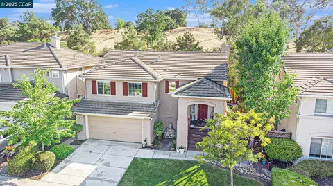 321 Oakwood Cir, Martinez, CA 94553