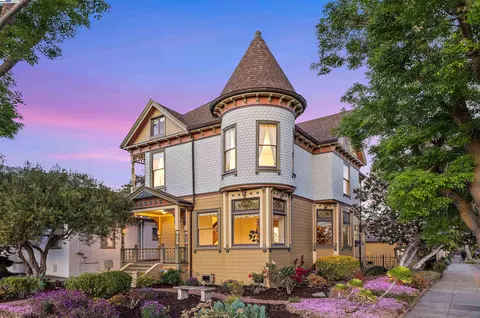 1024 Regent St, Alameda, CA 94501 photo 1