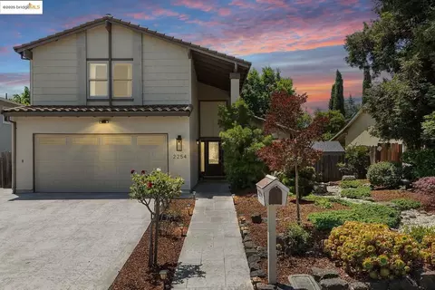 2254 Hidden Lakes Ct, Martinez, CA 94553
