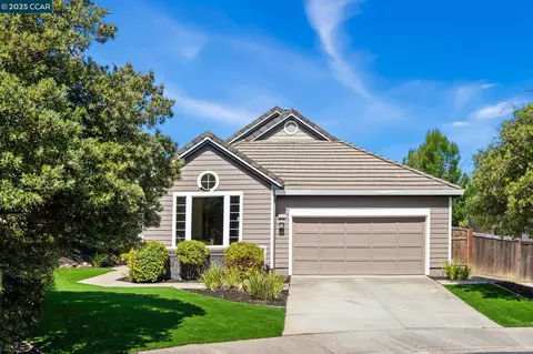 216 Falcon Pl, Clayton, CA 94517 photo 1