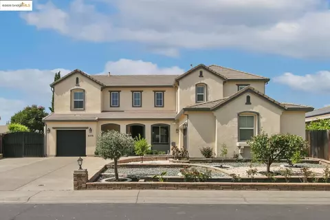 8475 Marvista Ct, Elk Grove, CA 95624