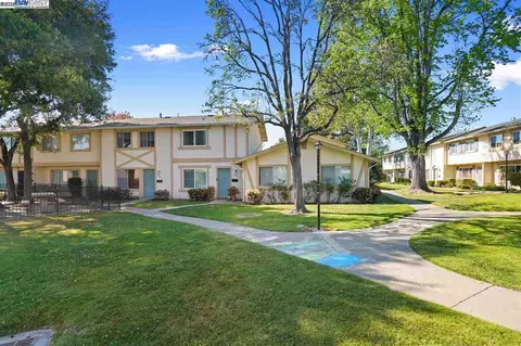 38551 Royal Ann Cmn, Fremont, CA 94536