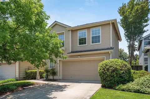 411 Orchard View Ave, Martinez, CA 94553 photo 1
