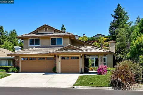 635 Canyon Crest Rd E, San Ramon, CA 94582