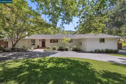 3376 Springhill Rd, Lafayette, CA 94549 photo 1
