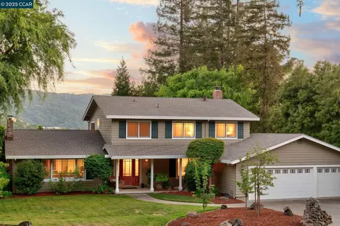 3080 Oakraider Dr, Alamo, CA 94507