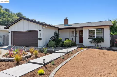 2309 Potrero Ct, Pinole, CA 94564