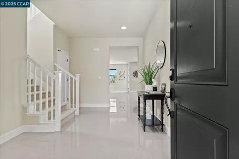 7147 Stonebrooke Dr, Vallejo, CA 94591 photo 1