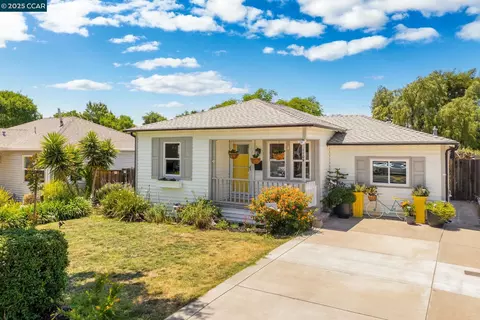 1109 E 5th St, Benicia, CA 94510 photo 1