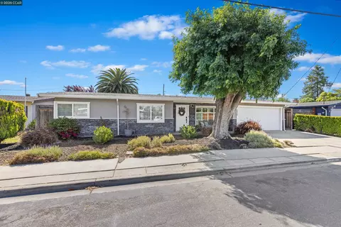2830 Courtland Dr, Concord, CA 94520