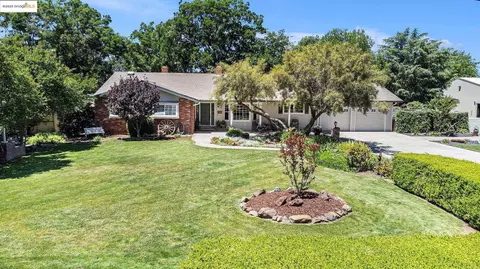 2825 Taylor Ln, Byron, CA 94514 photo 1