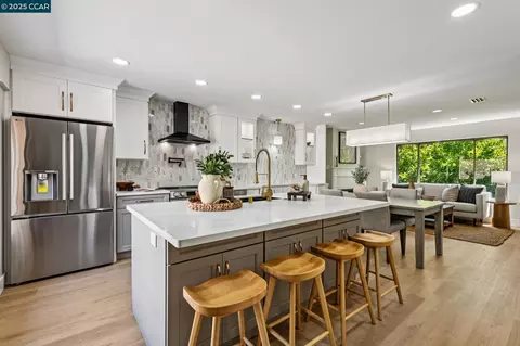 1736 Golden Rain Rd #2, Walnut Creek, CA 94595