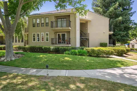 39490 Albany Cmn #U, Fremont, CA 94538
