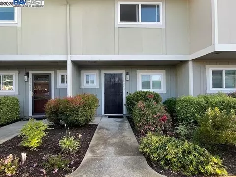 21043 Baker Rd, Castro Valley, CA 94546