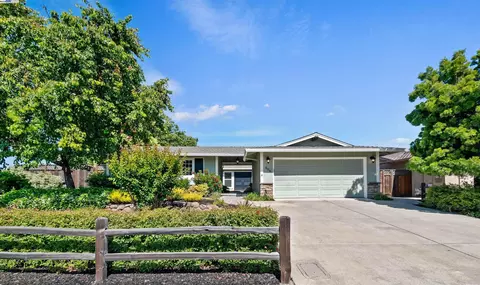 806 Keystone Way, Livermore, CA 94550
