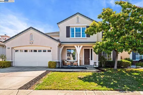 30252 Cedarbrook Rd, Hayward, CA 94544 photo 1