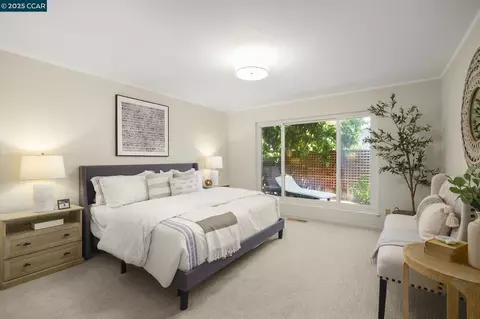 2250 Loch Ln, Walnut Creek, CA 94598