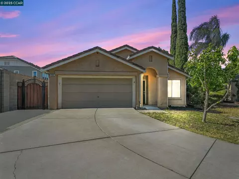 498 Toni Ct, Tracy, CA 95376 photo 1