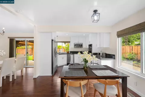3220 Diablo Shadow Dr, Walnut Creek, CA 94598