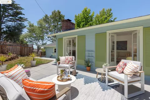 298 Grizzly Peak Blvd, Kensington, CA 94708 photo 1