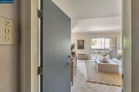 155 Sharene Ln #209, Walnut Creek, CA 94596