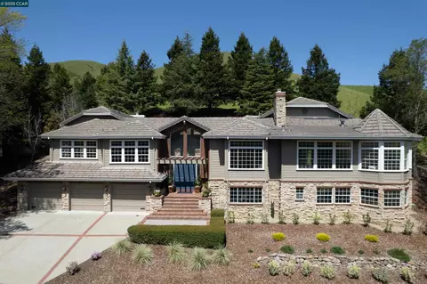 46 Merrill Cir N, Moraga, CA 94556 photo 1