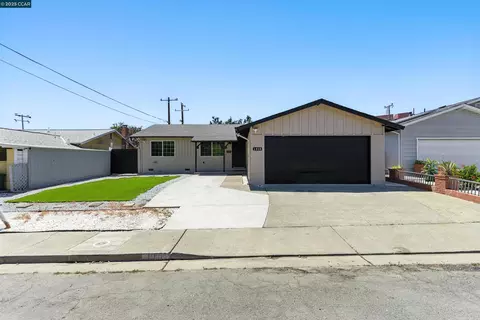 1015 Falcon Dr, Vallejo, CA 94589 photo 1