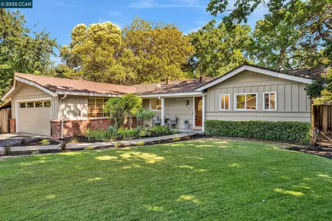 23 Kingston Pl, Walnut Creek, CA 94597